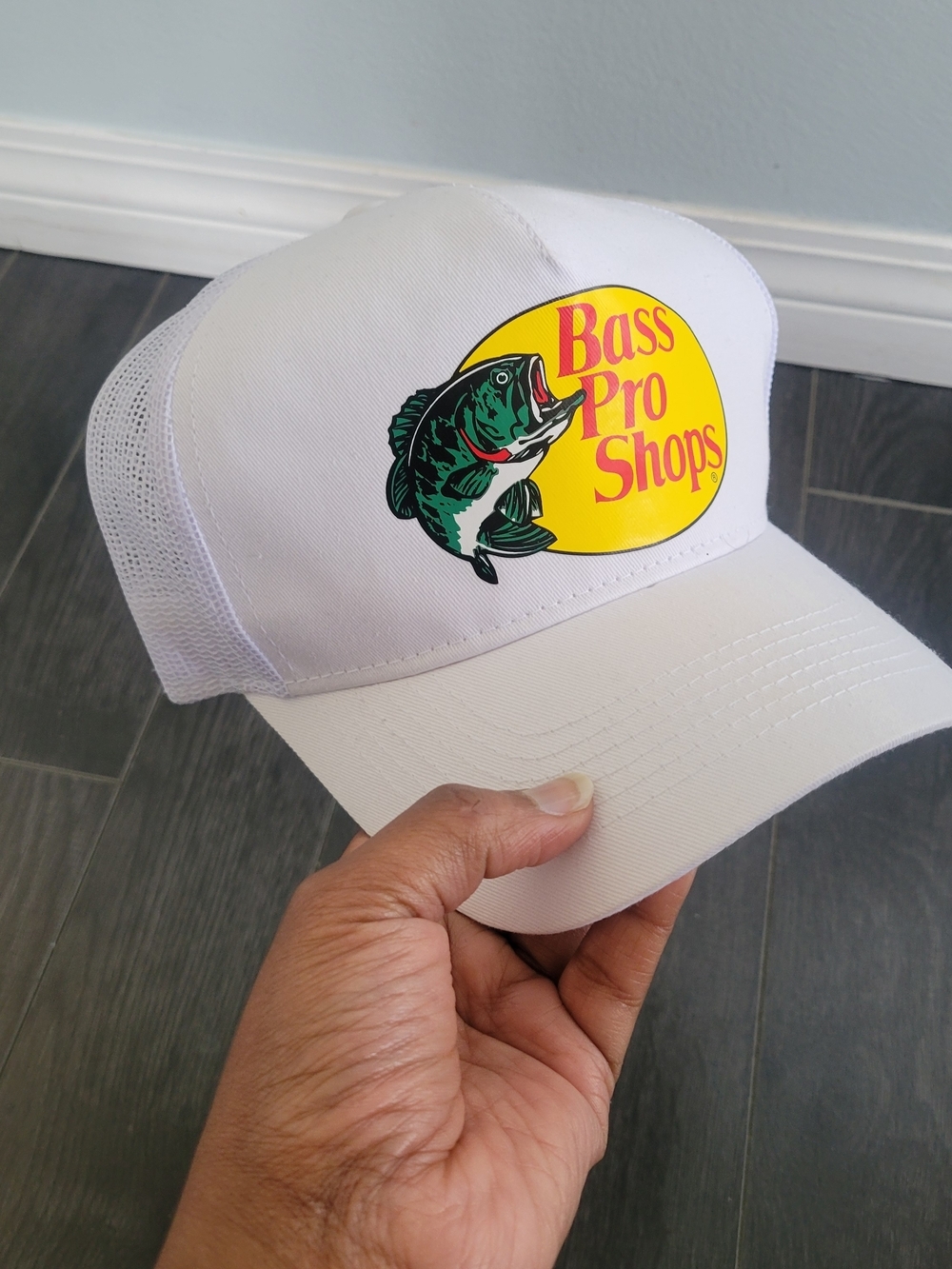 BASS Pro Shops White Trucker Hat with Yellow Logo Green Bass Graphic Like New